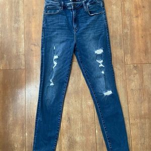 Abercrombie and Fitch super skinny high rise  8